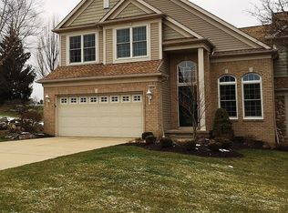 404 Stone Bridge Dr, Northfield, OH