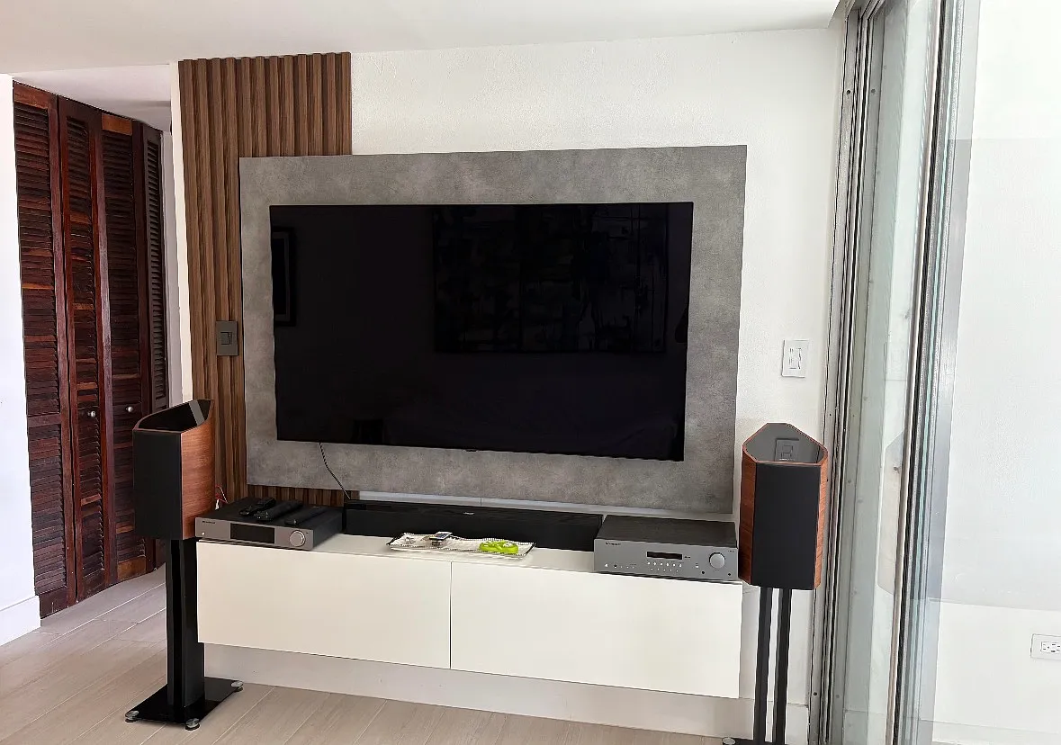 1 bed, 600 sqft, $2,500 — Photo 1