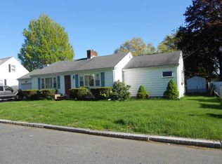 16 Ledgewood Ave, Melrose, MA 02176
