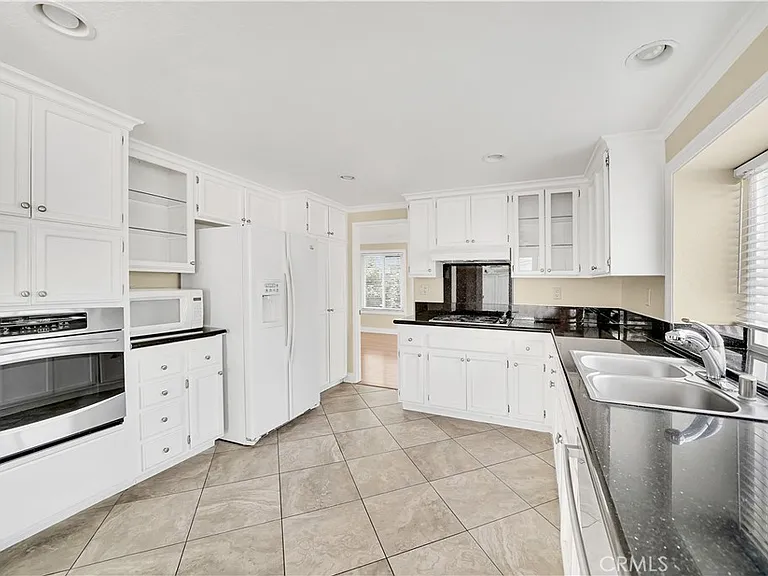 14 McLean — Photo 6