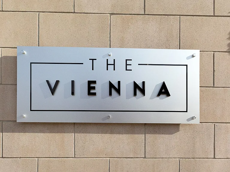 Stunning New Luxury Apartments at The Vienna — Photo 36
