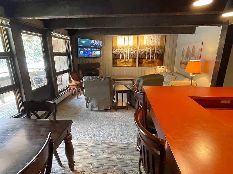 600 E Main St #207 — Photo 8