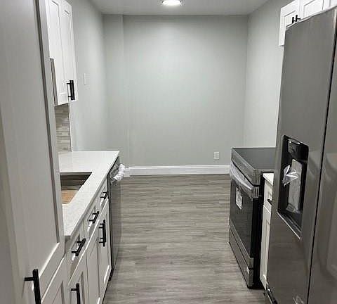 2nd image of 4330 Hillcrest Drive #309