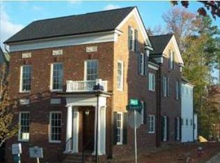 400 E Winmore Dr, Chapel Hill, NC 27516