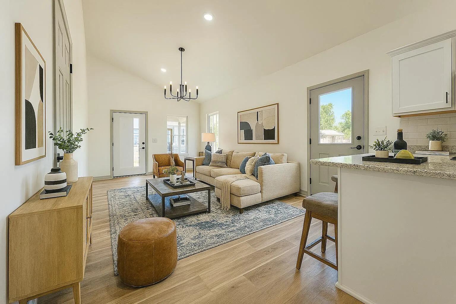 2 bed, 1.0 bath, 1050 sqft, $1,300 — Photo 4