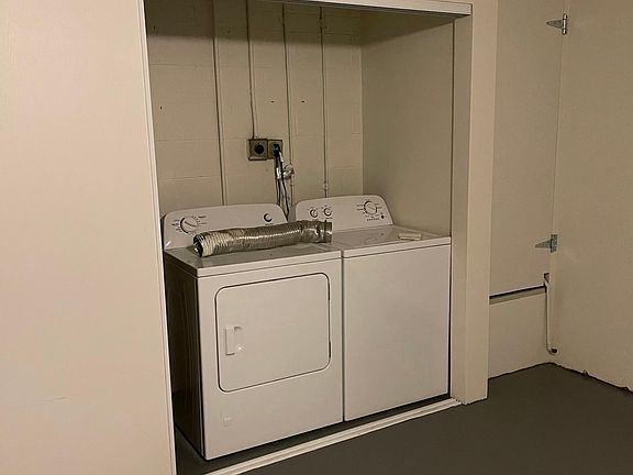 3rd image of 1101 Laveta Ter APT 17