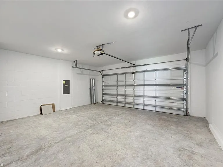 4050 San Felice Ln — Photo 32