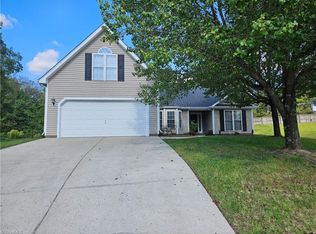 512 Crystal Hill Ct, Mc Leansville, NC 27301