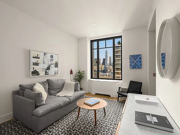 2nd image of 300 E 44th St #Penthouse 1