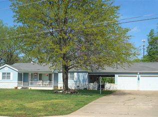 203 W Wayland St, Springfield, MO 65807