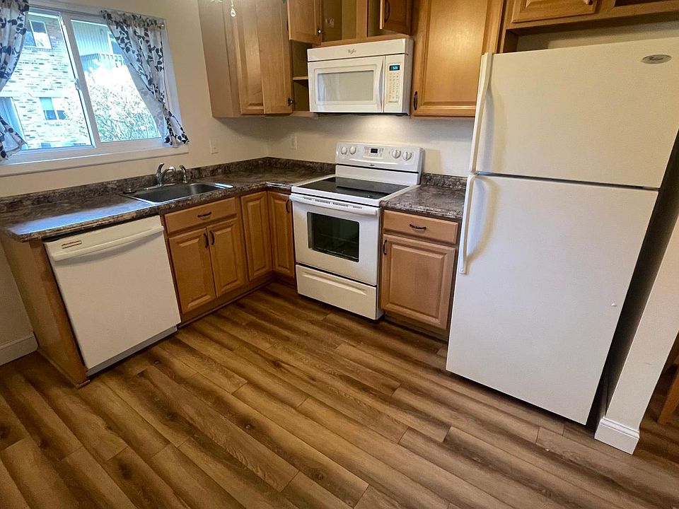 21 Amato Dr APT A, South Windsor, CT 06074 | Zillow