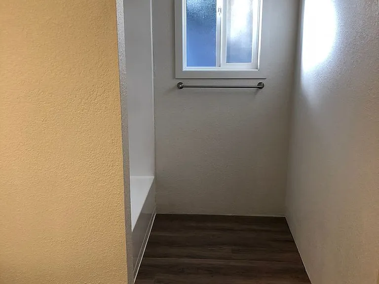 2759 W Lorraine Ave — Photo 9