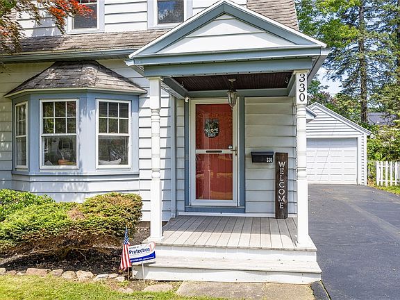 3rd image of 330 Colebourne Rd