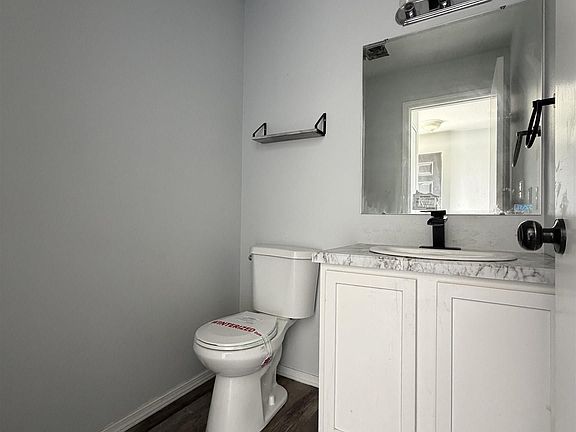 4th image of 205 Middlepark Way