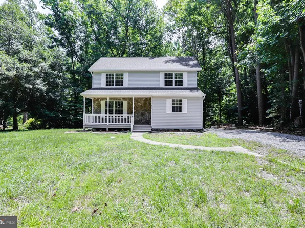 46 Summer Dr, Montross, VA 22520