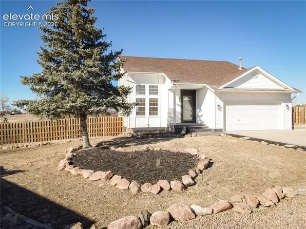 473 S Hook Ct, Pueblo West, CO 81007