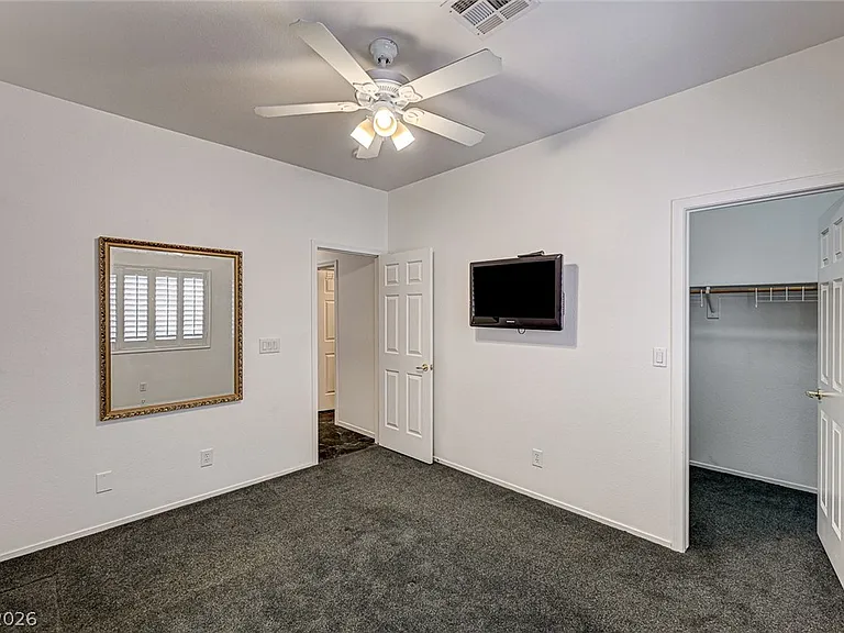 900 Royal Plum Ln — Photo 32