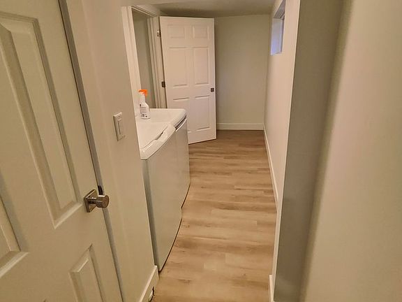 5th image of 2770 S Sonnet Dr #2B-1BA-1422SQFT