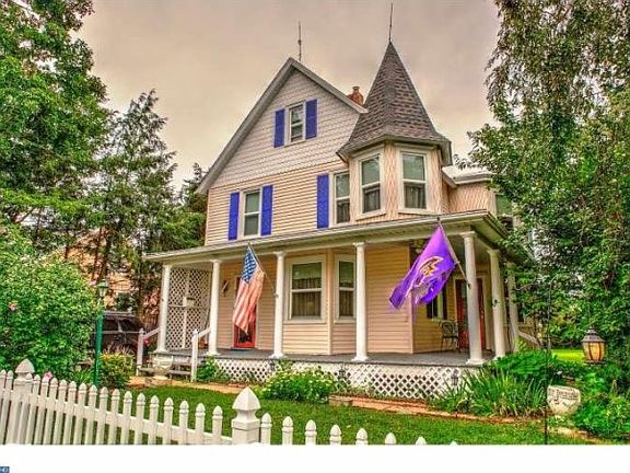 2nd image of 7 Oakford Ave