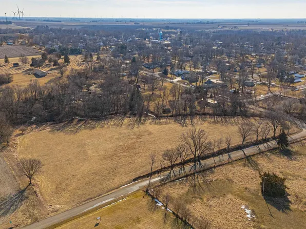 0 N East St, Waynesville, IL 61778