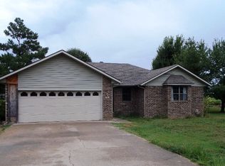 392 S Moore Ave, Piggott, AR 72454