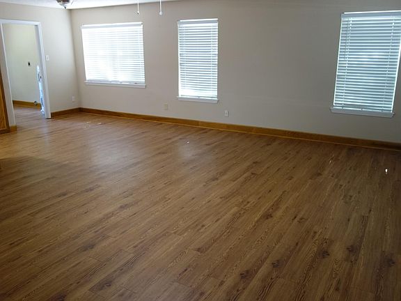 Den floor
