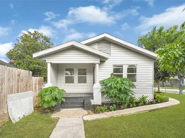 302 S 72nd St, Houston, TX 77011
