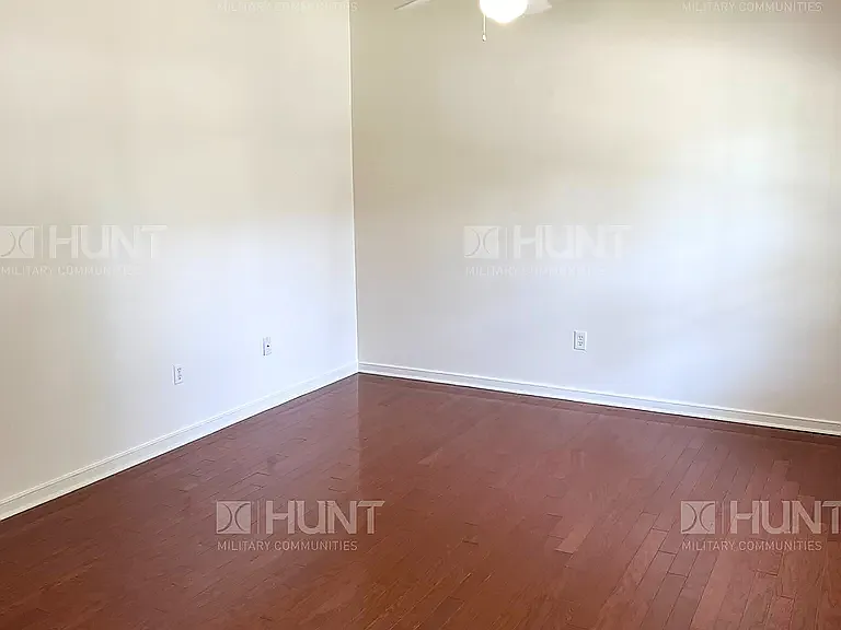 3 bed, 2.5 bath, 1804 sqft, $2,628 — Photo 4