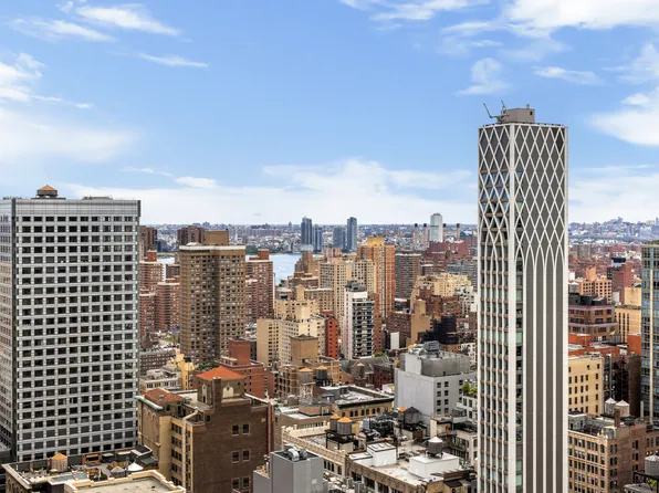 325 Fifth Avenue image 5 of 18