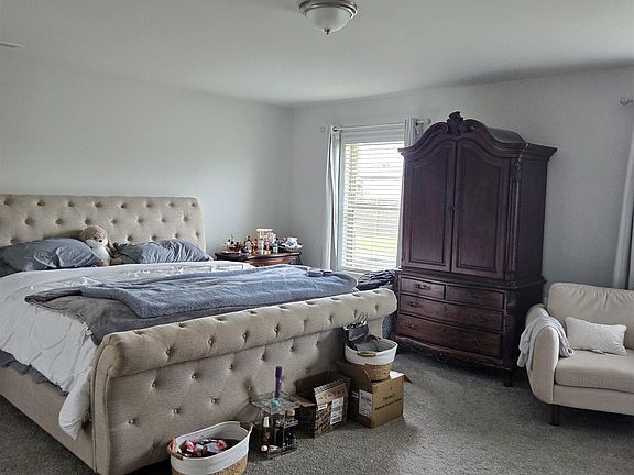 5th image of 104 Coco Cir