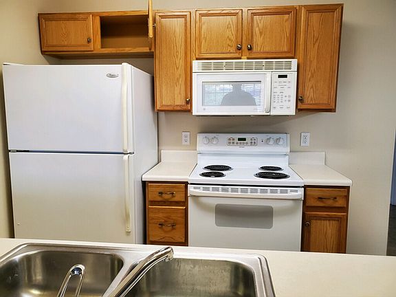 4th image of 2738 W Tharpe St APT 2203