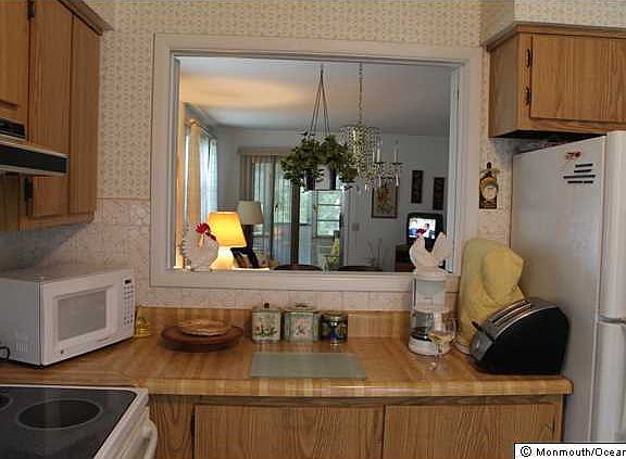 3rd image of 17 Milford Avenue
