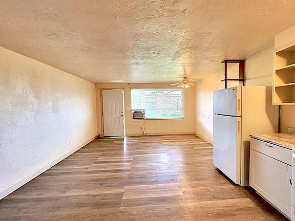 3rd image of 1740 N 5th Ave #B2