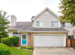 1050 68th St UNIT 8, West Des Moines, IA 50266