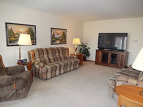 2nd image of 10521 S 81st Ave