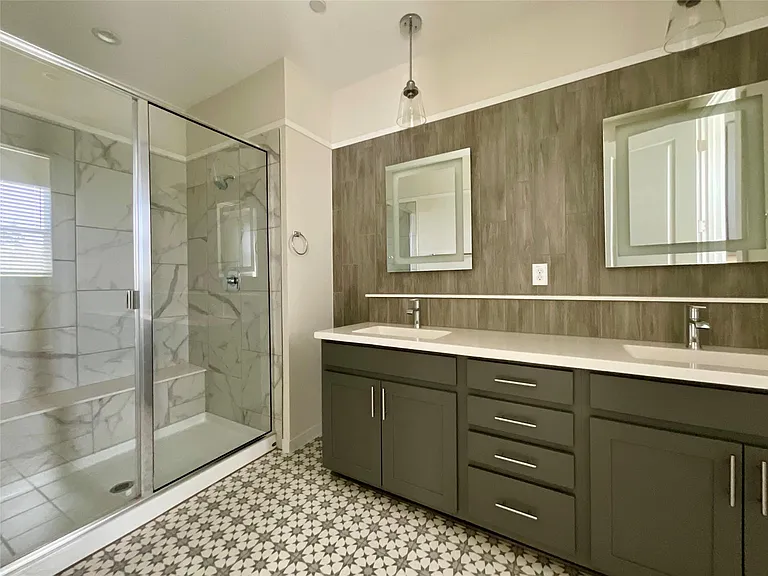 12001 Vista Parke Dr #203 — Photo 11