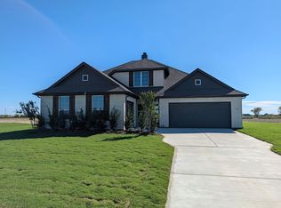 210 Horizon Rd, Valley View, TX 76272