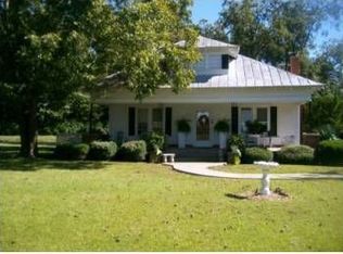 2036 Giddensville Rd, Faison, NC 28341