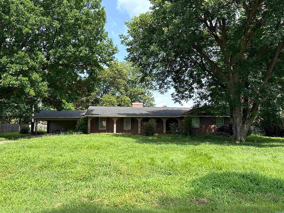 1st image of 123 East Dr