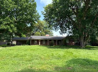 123 East Dr, Osceola, AR 72370