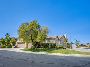 360 Vincents Hollow Cir, Henderson, NV 89052