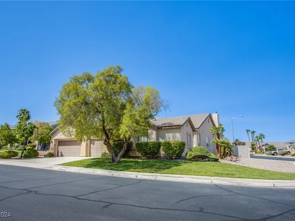 360 Vincents Hollow Cir, Henderson, NV 89052