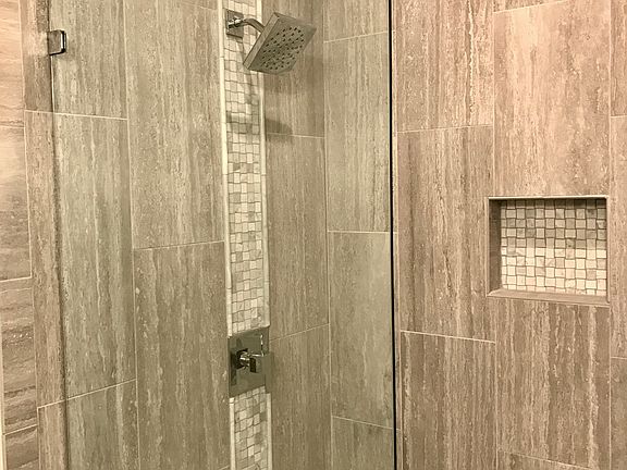 Master Shower!
