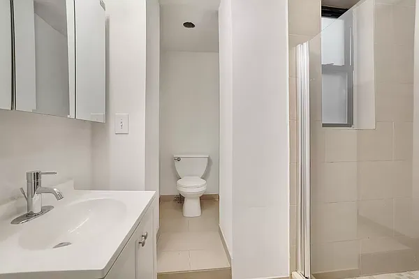 Rented by Bond New York | media 14