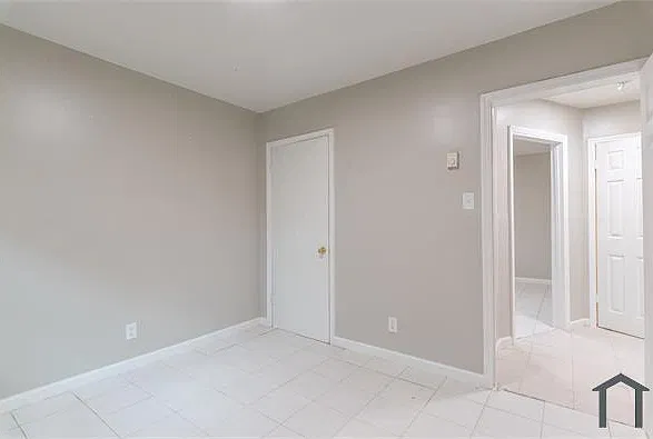 2 bed, $650 — Photo 1
