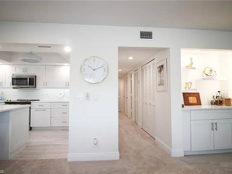 97 Georgetown Blvd #97 — Photo 7