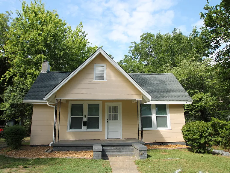 521 Chestnut St — Photo 1