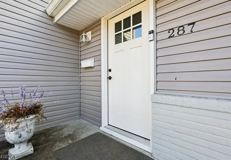 287 Country Club Dr — Photo 3
