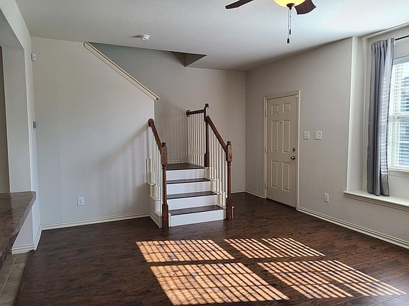 4th image of 3037 Peyton Brook Dr