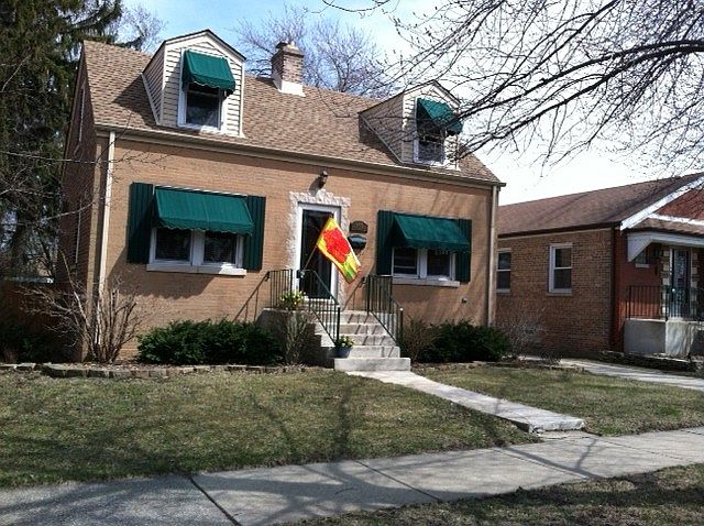 1st image of 9835 S Avers Ave